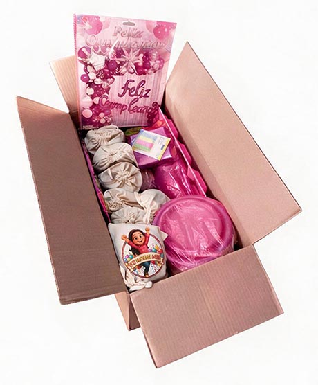 Caja con piezas de un paquete Sissi